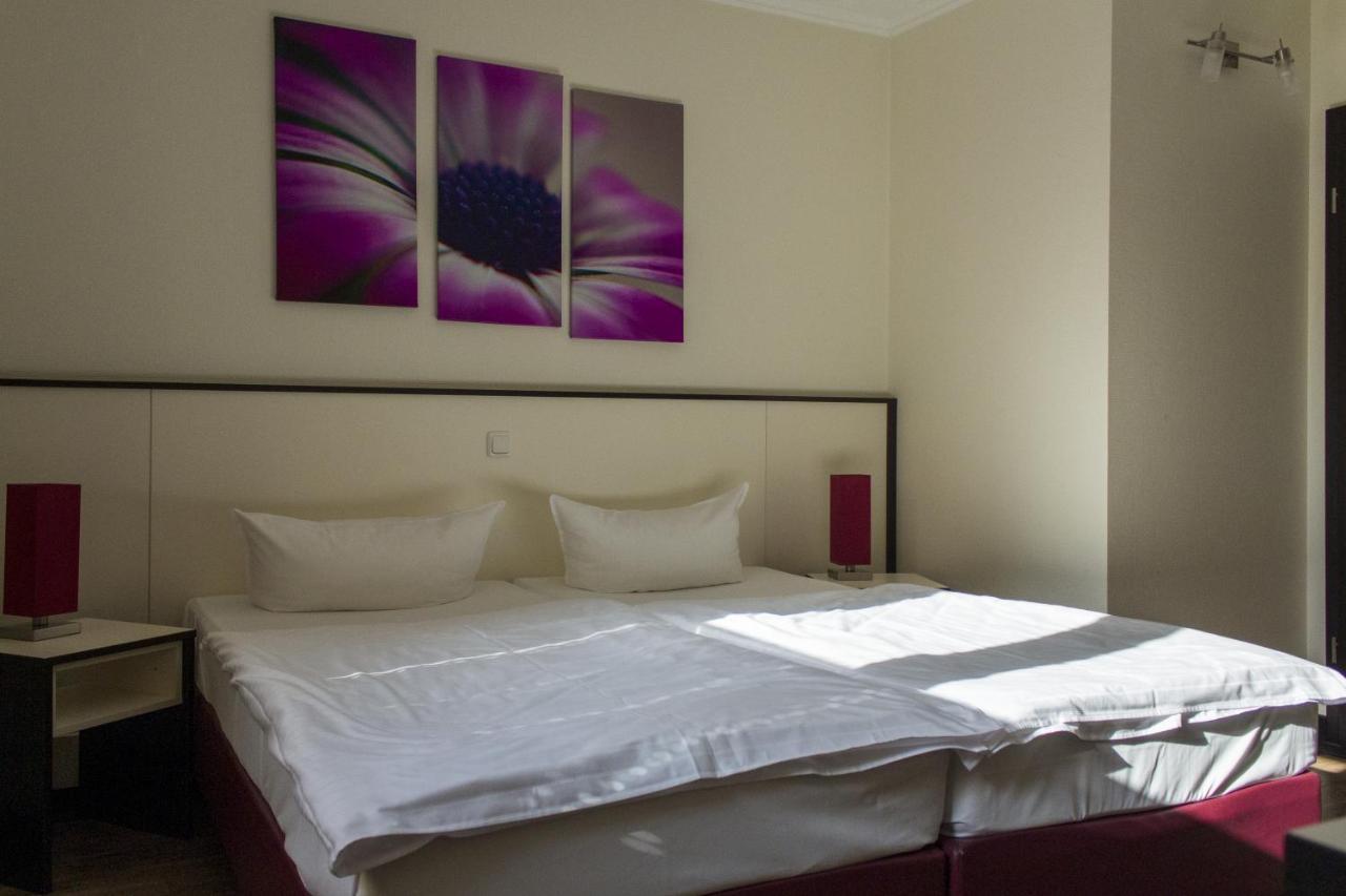 Schlueter Hotel & Restaurant Wankendorf Dış mekan fotoğraf